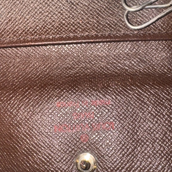 Authentic Louis Vuitton Damier Key Ring Holder - Picture 7 of 12